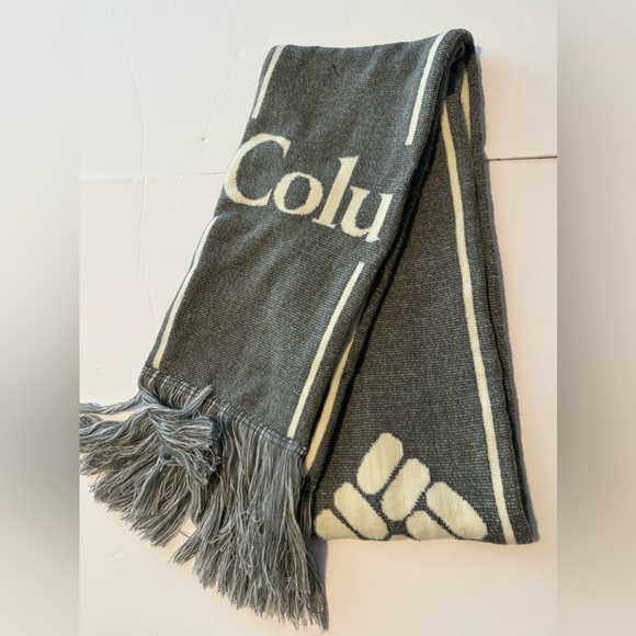 Columbia Other - Columbia Fringed Lodge Scarf Large Logo Thick Double Sided Graphic Unisex